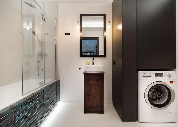 Wola Artistic Designer By Bookinghost * Warszawa