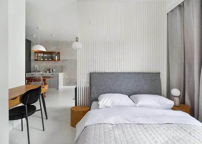 Lejlighed Wola Artistic Designer By Bookinghost