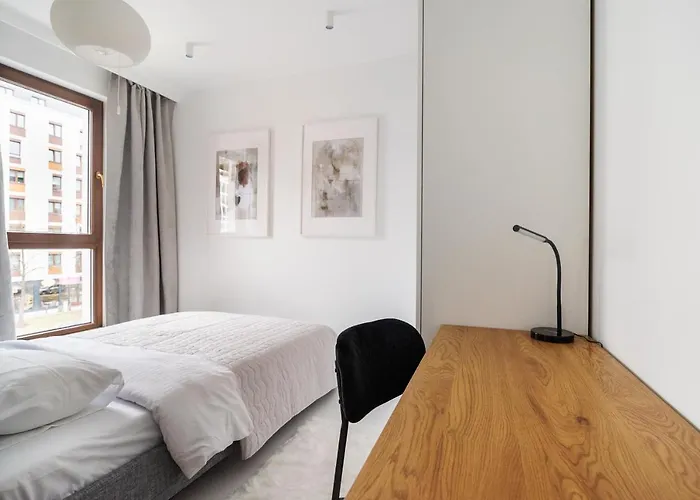 Wola Artistic Designer By Bookinghost * Warszawa