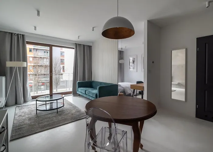 Wola Artistic Designer By Bookinghost *